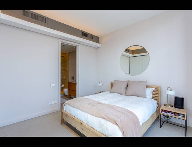 2 BEDROOM APARTMENT TO LET IN WATERFRONT